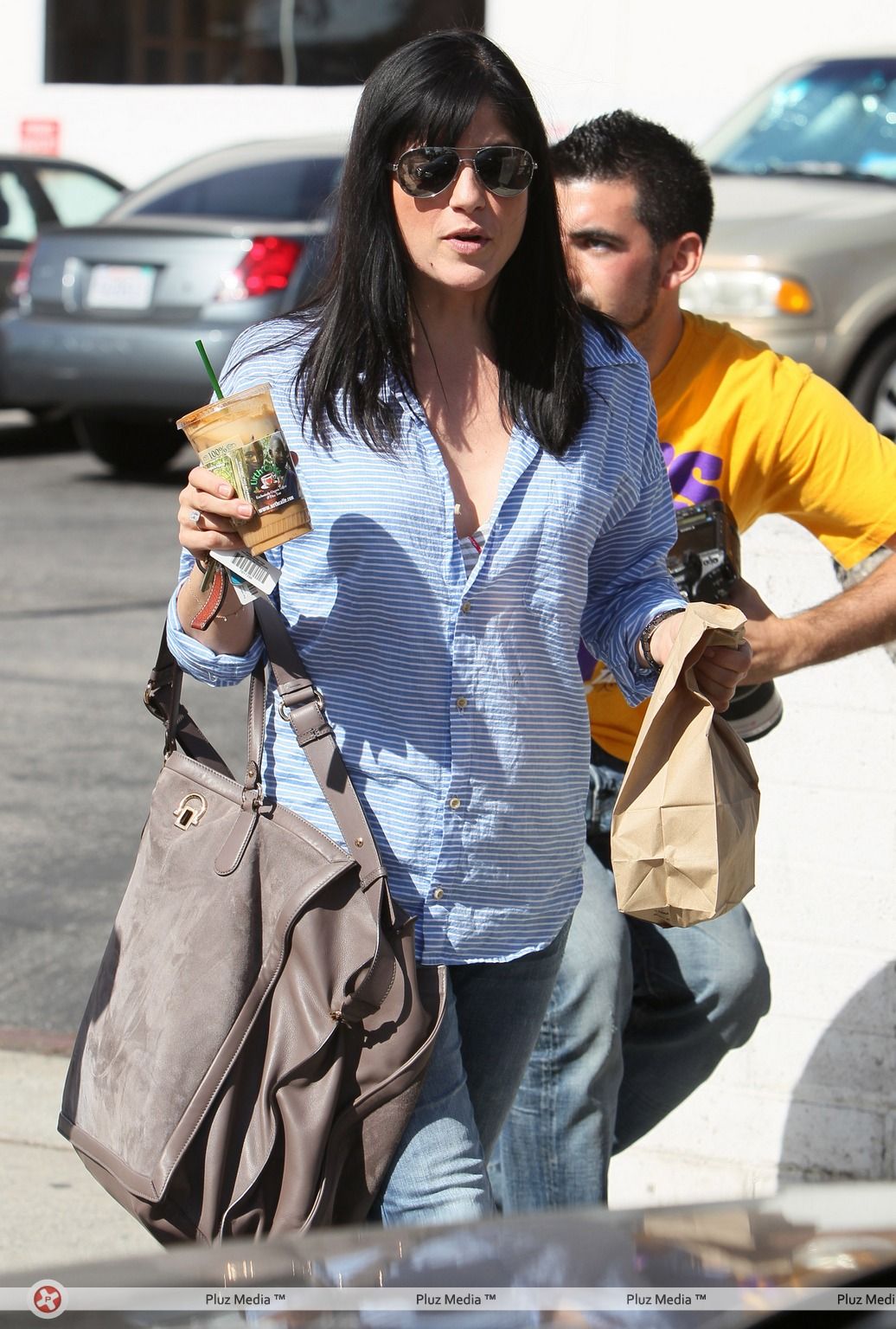 Selma Blair carries a cool drink as she leaves Urth Caffe | Picture 112807